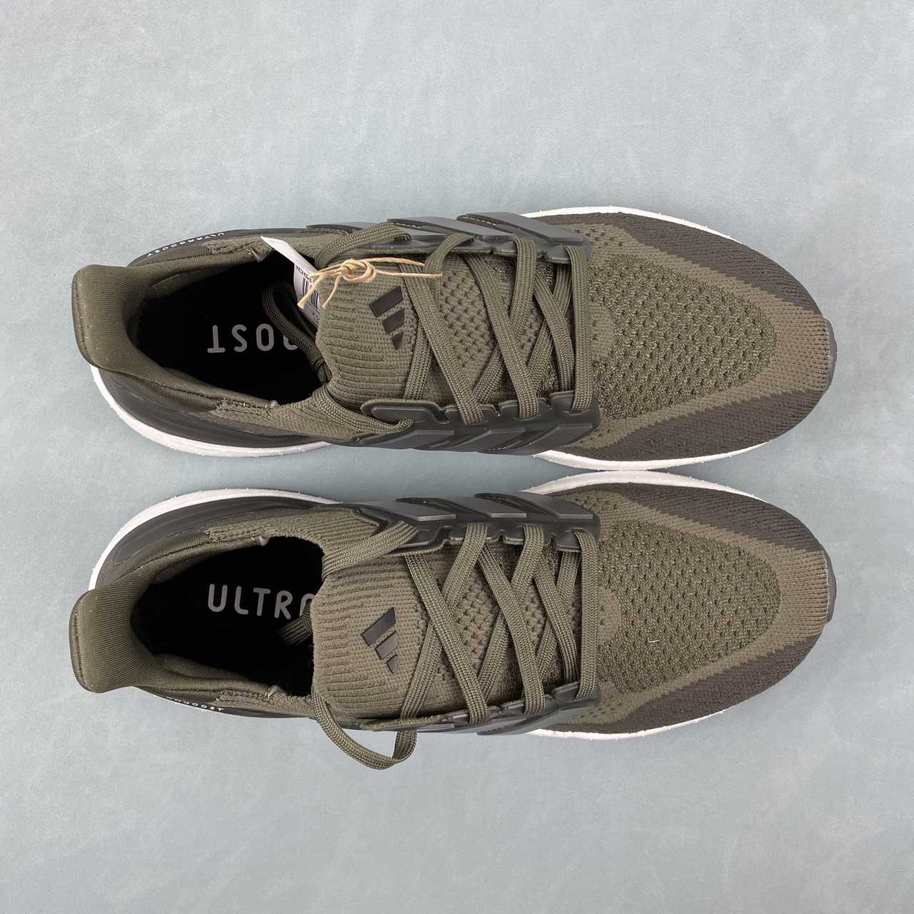 Tênis Adidas Ultraboost 5