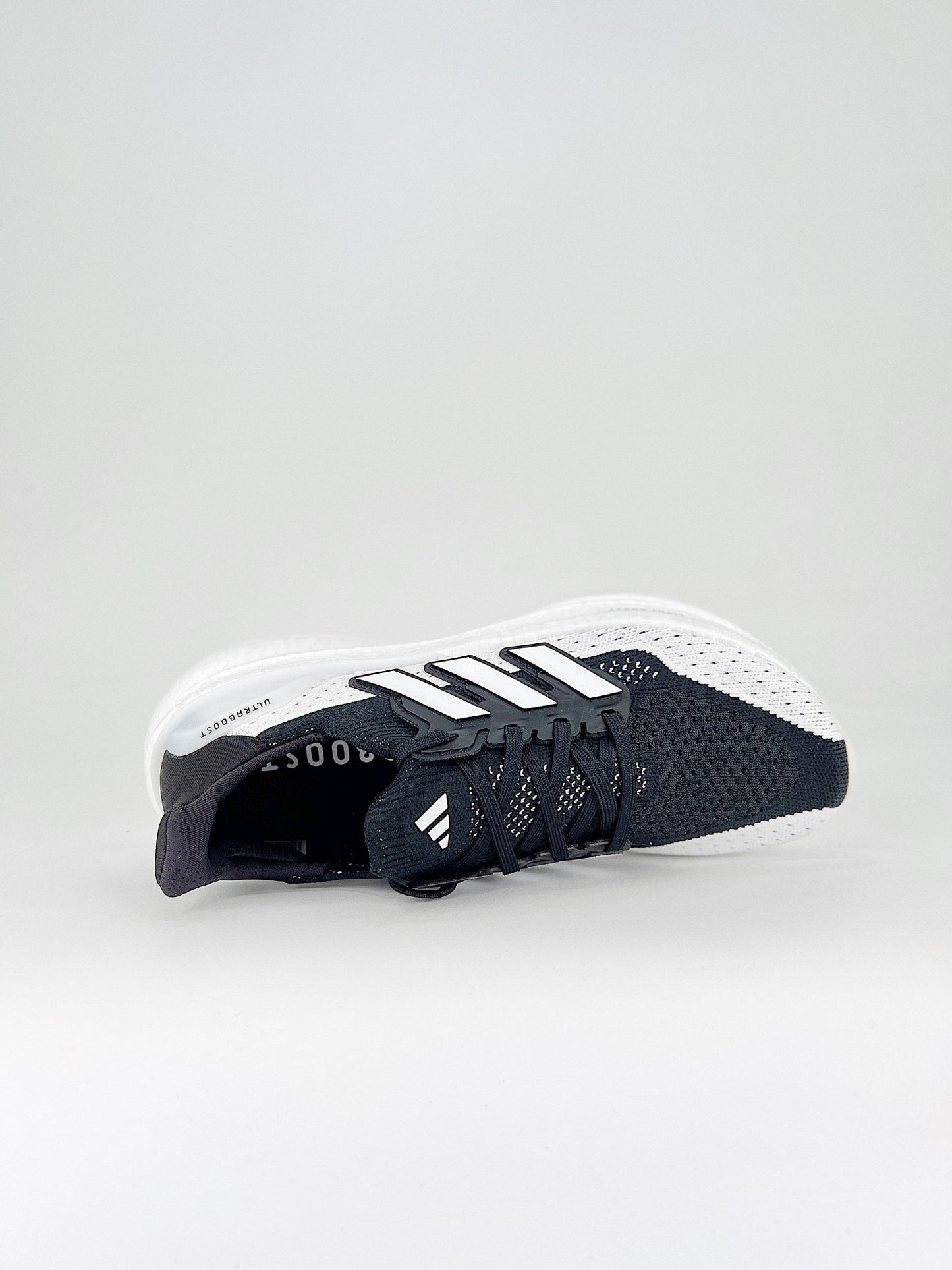 Tênis Adidas Ultraboost 5