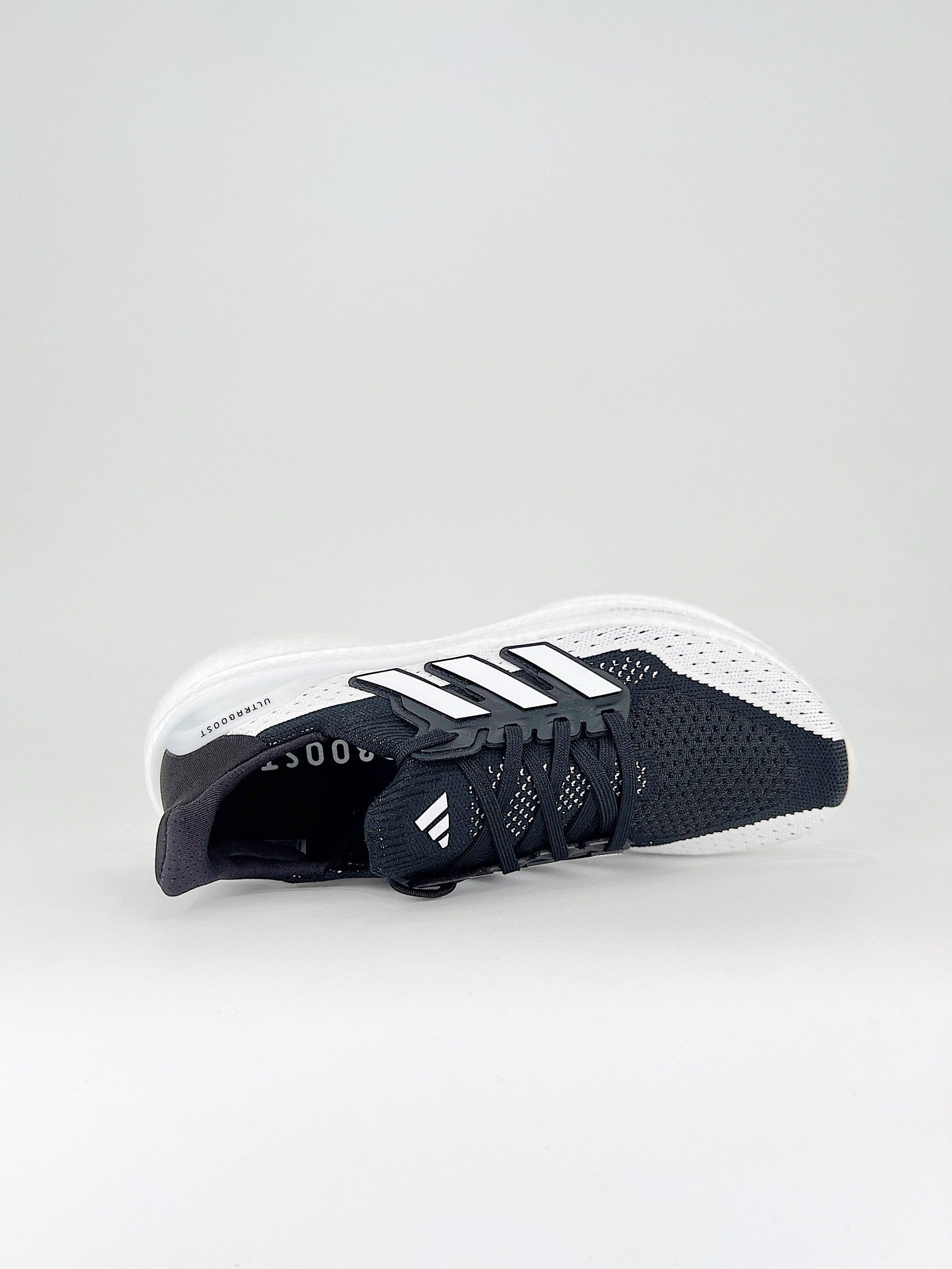 Tênis Adidas Ultraboost 5