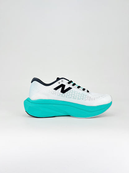 Tênis New Balance Fuelcell Supercomp Trainer V3