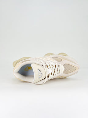 New Balance 9060 Khaki