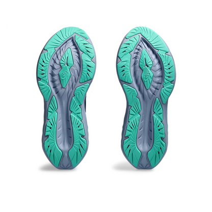 Tênis Asics Novablast 4