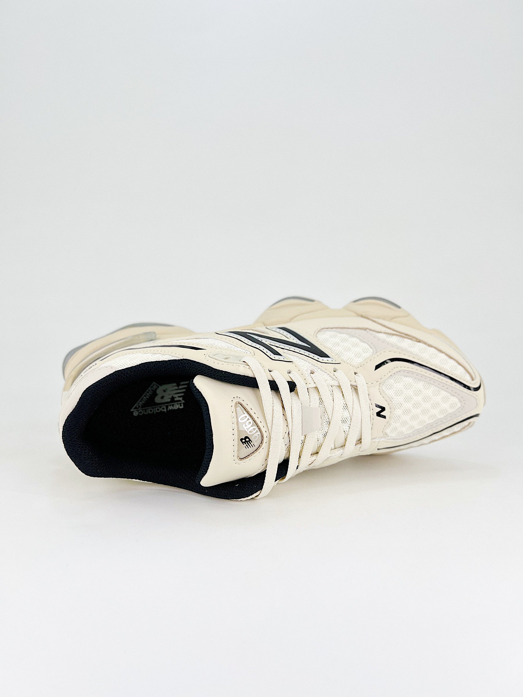 New Balance 9060 Turtledove Black Silver Metallic