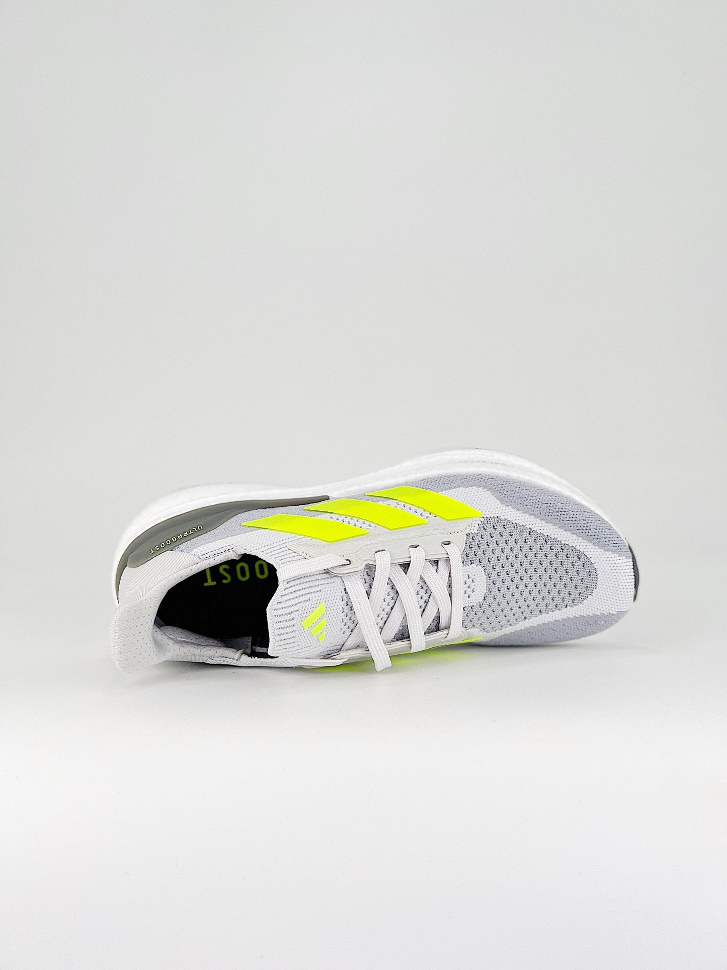 Tênis Adidas Ultraboost 5x