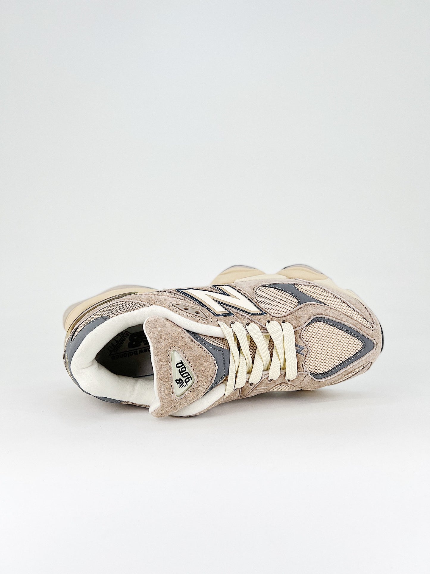 New Balance 9060 Driftwood Castlerock