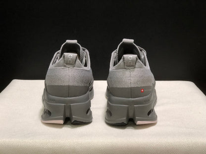 Tênis On Running Cloudsurfer Max