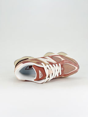New Balance 9060 Sparrow Flat Taupe