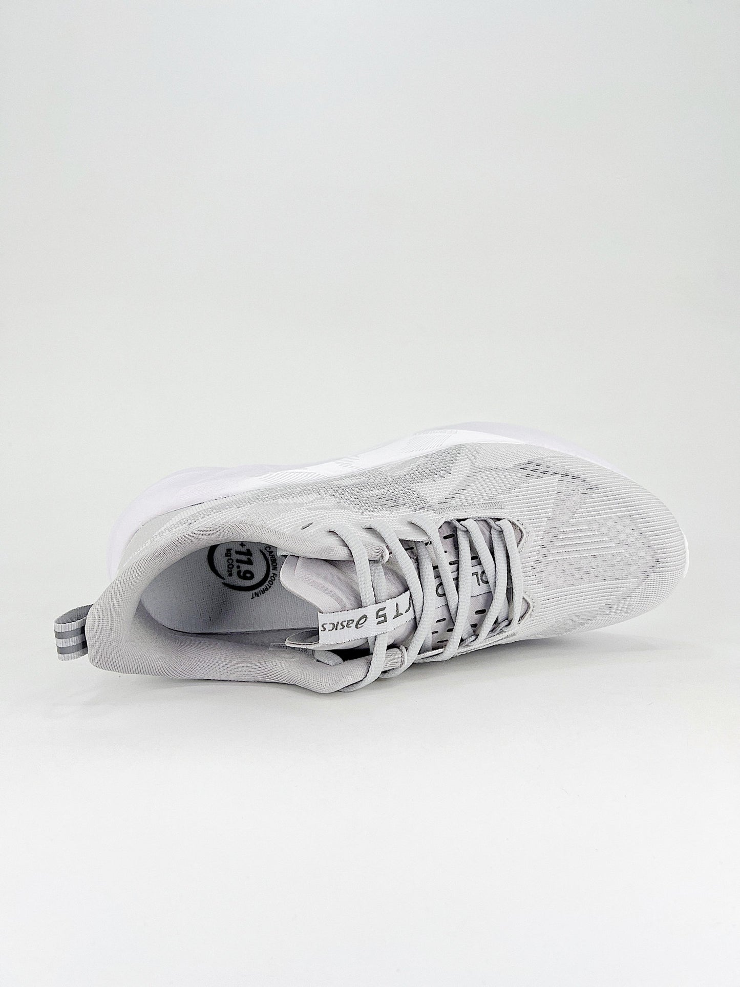 Tênis Asics Novablast 5