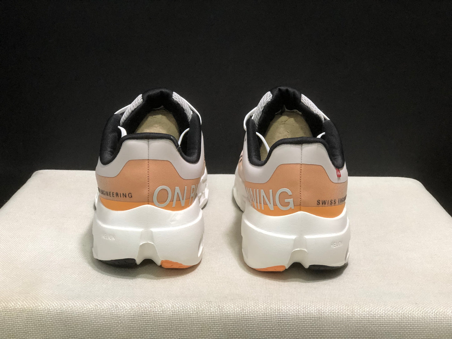 Tênis On Running Cloudsurfer Next