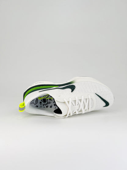 Tênis Nike Invincible 3