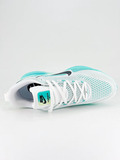 Tênis Nike Vomero 18