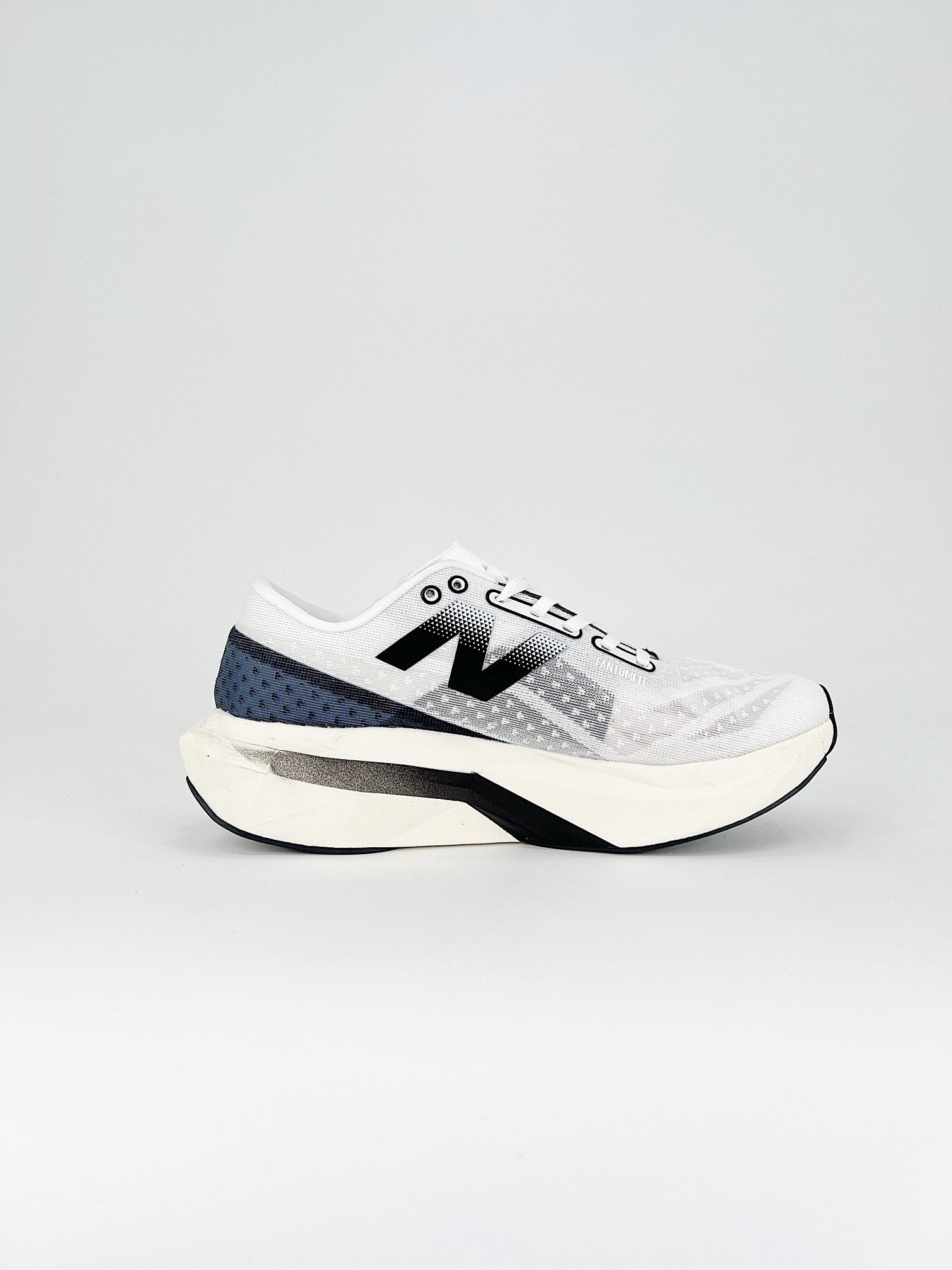Tênis New Balance Fuelcell Supercomp Elite V4 – VK Sneakers