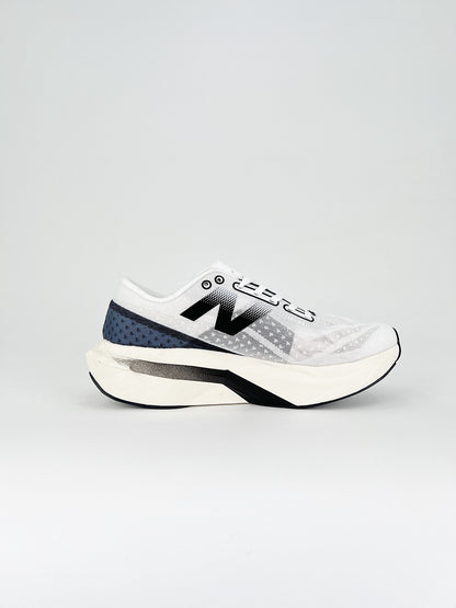 Tênis New Balance Fuelcell Supercomp Elite V4