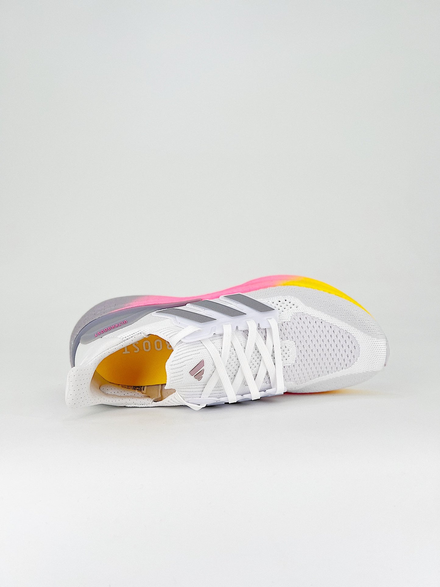 Tênis Adidas Ultraboost 5