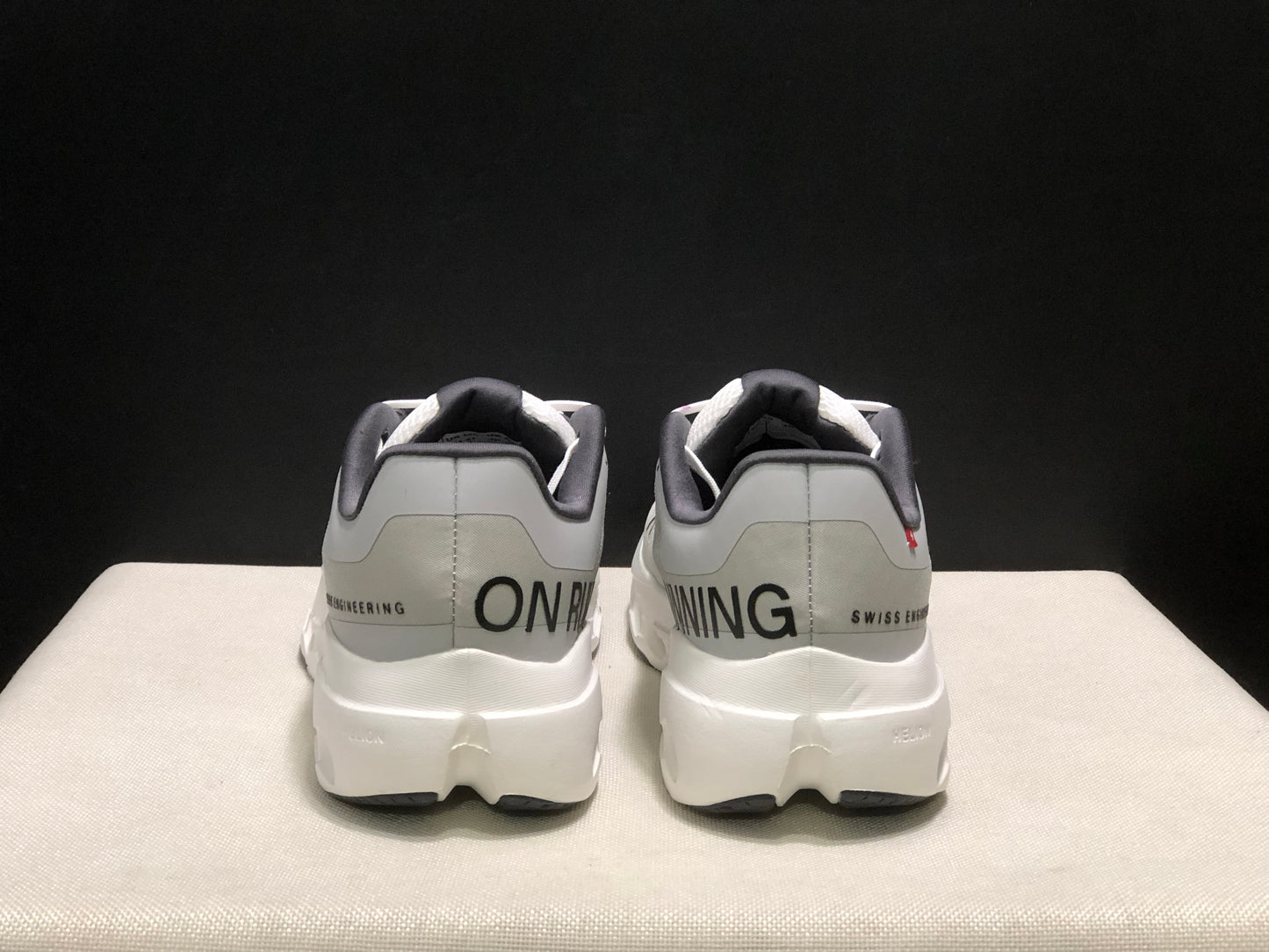 Tênis On Running Cloudsurfer Next