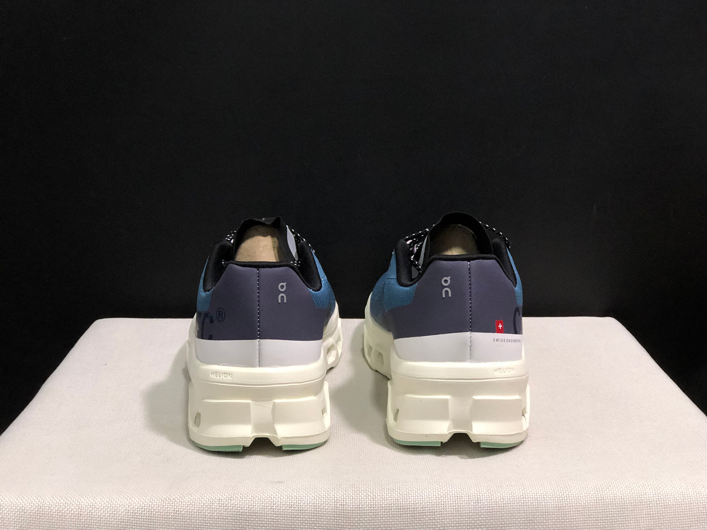 Tênis On Running Cloudmonster