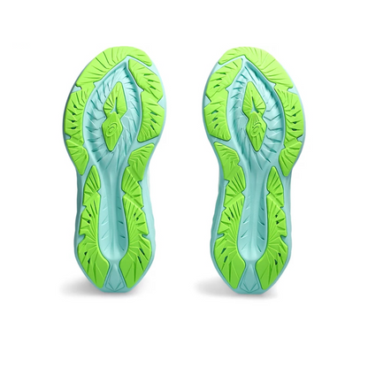Tênis Asics Novablast 4