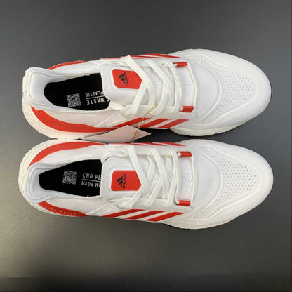 Tênis Adidas UltraBoost 22