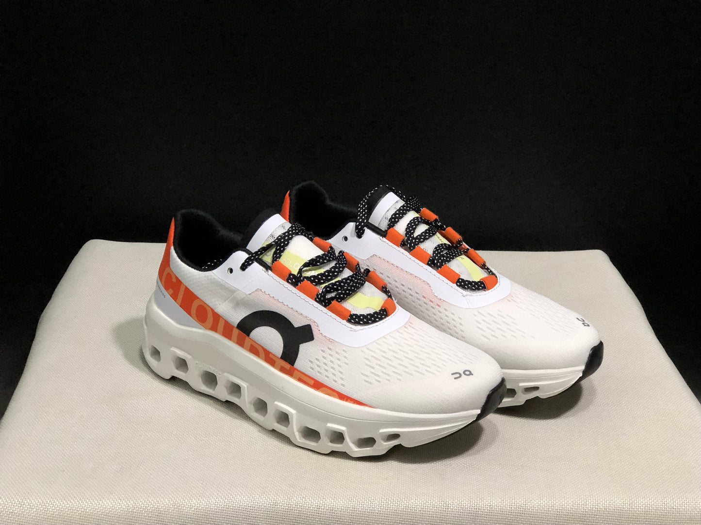 Tênis On Running Cloudmonster