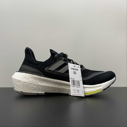Tênis Adidas UltraBoost Light 23