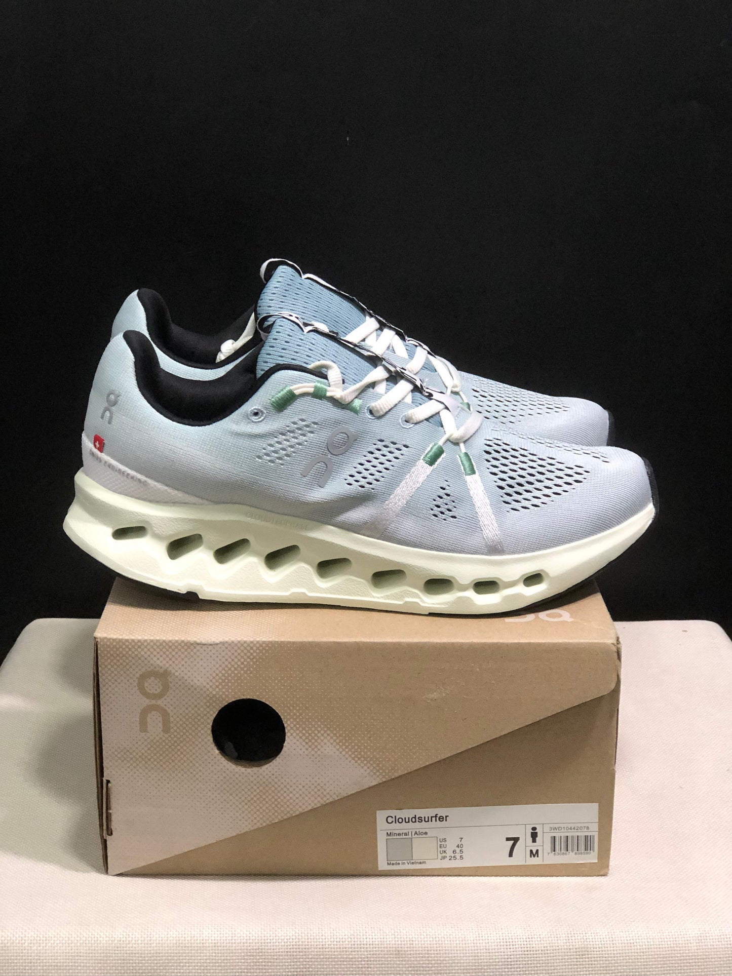 Tênis On Running Cloudsurfer