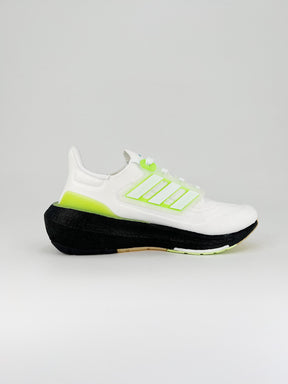 Tênis Adidas UltraBoost Light 23