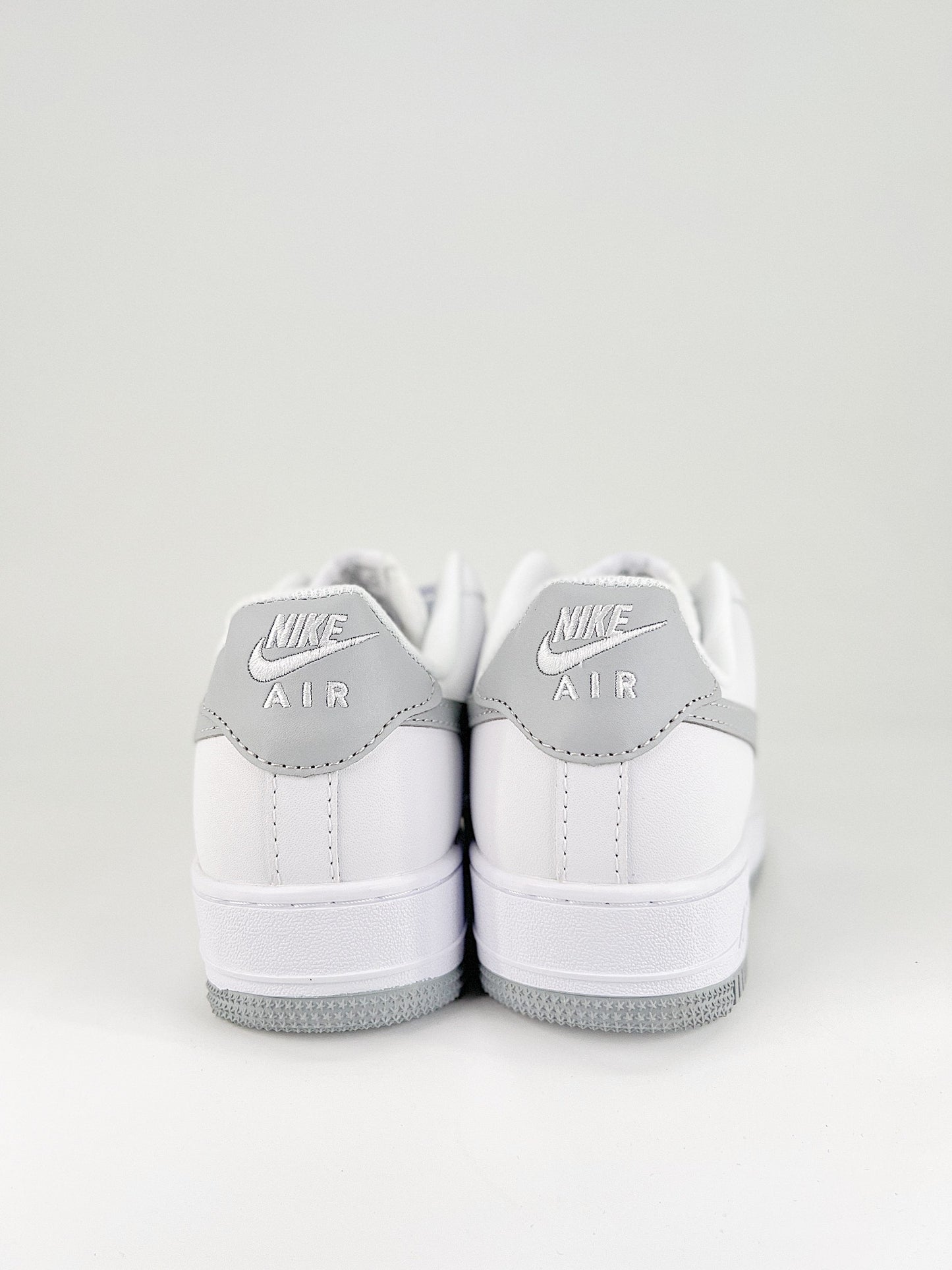 Nike Air Force 1 Low White Light Smoke Grey