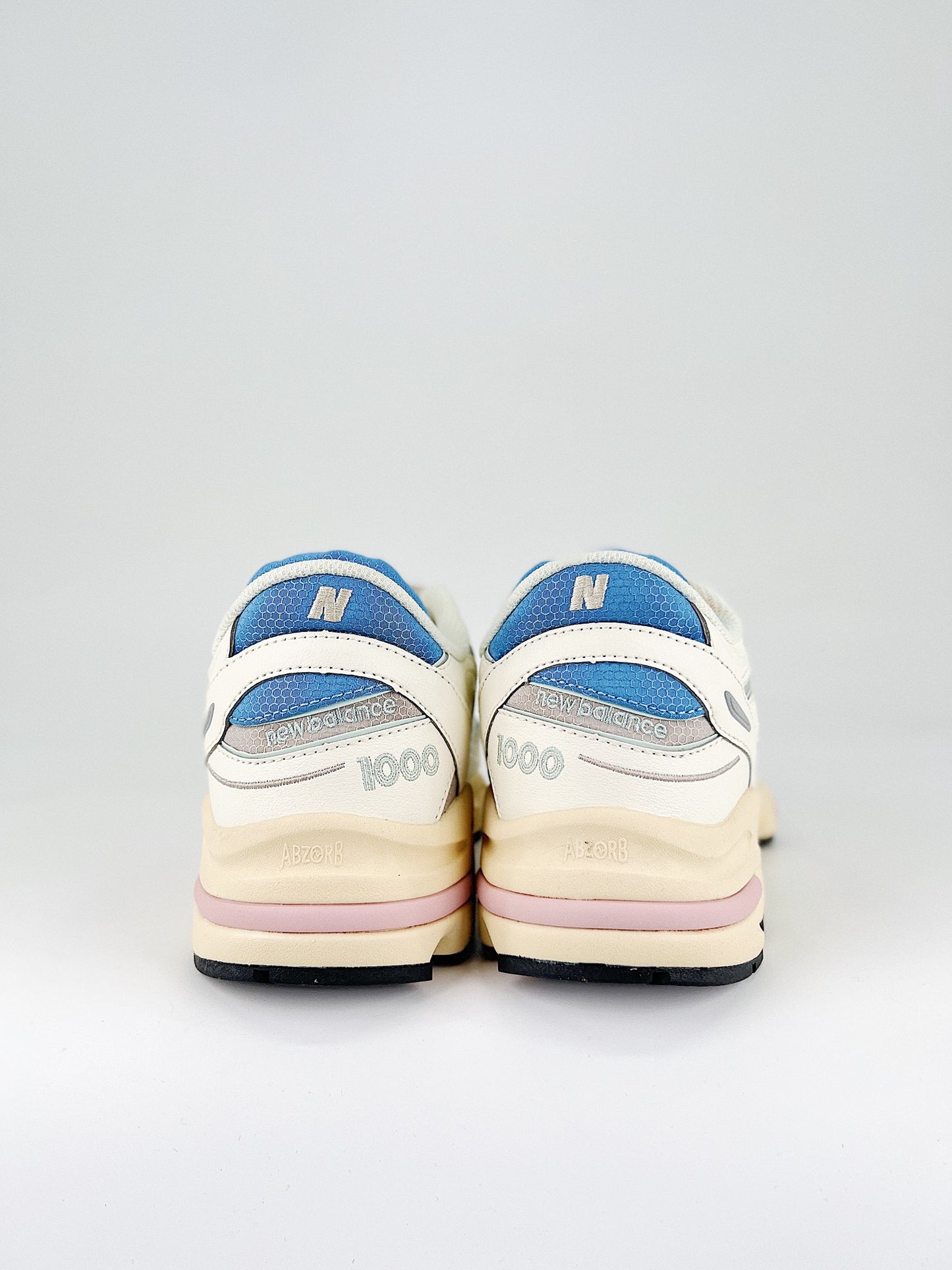 New Balance 1000 Angora