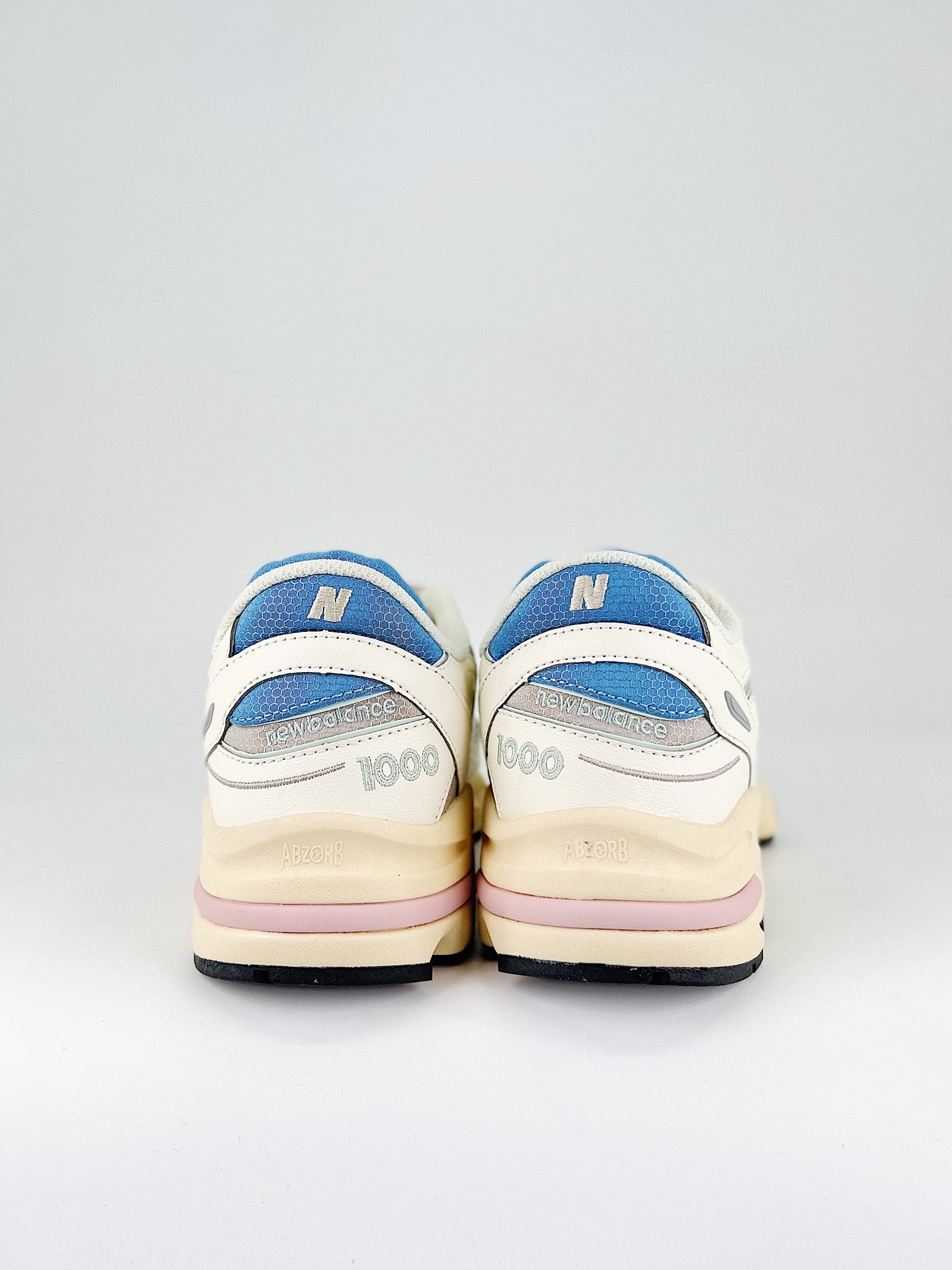 New Balance 1000 Angora