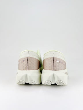 Tênis New Balance Fuelcell Supercomp Elite V4