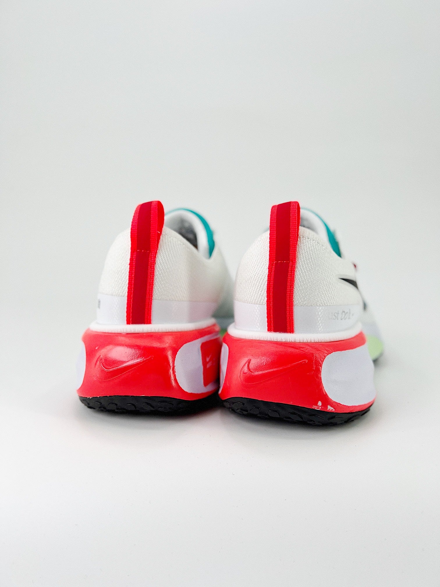Tênis Nike Invincible 3