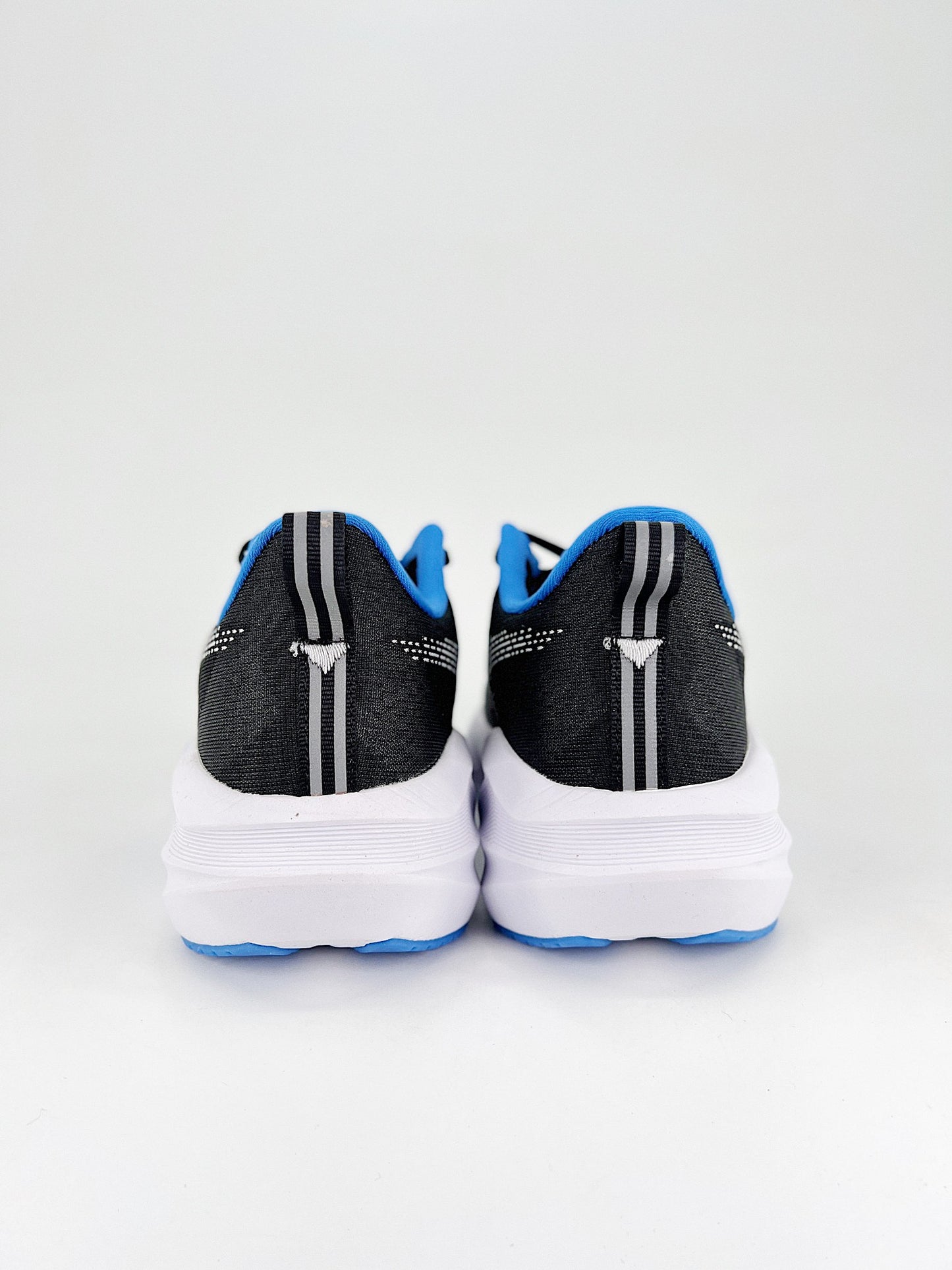 Tênis Asics Novablast 5