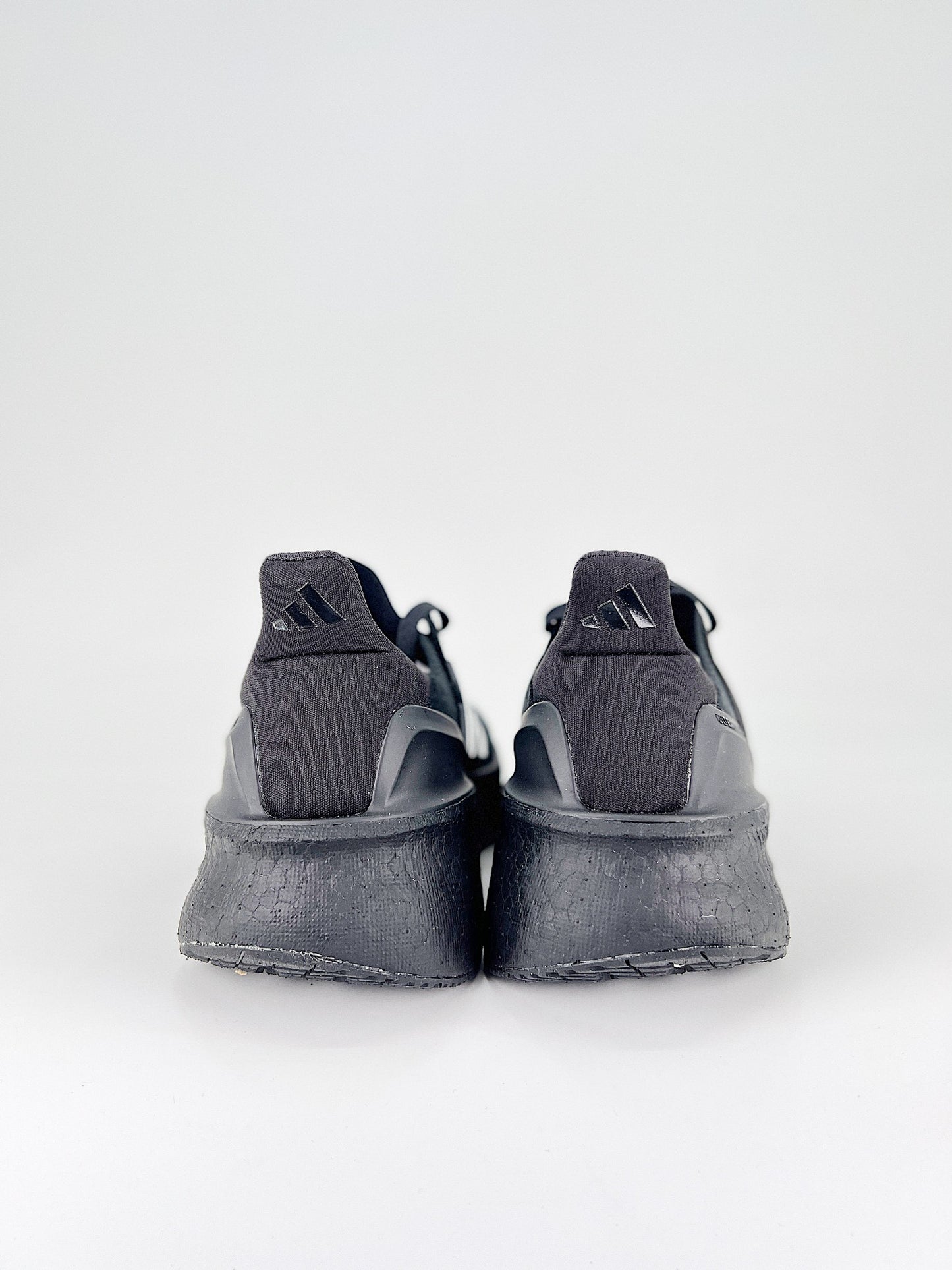 Tênis Adidas Ultraboost 5