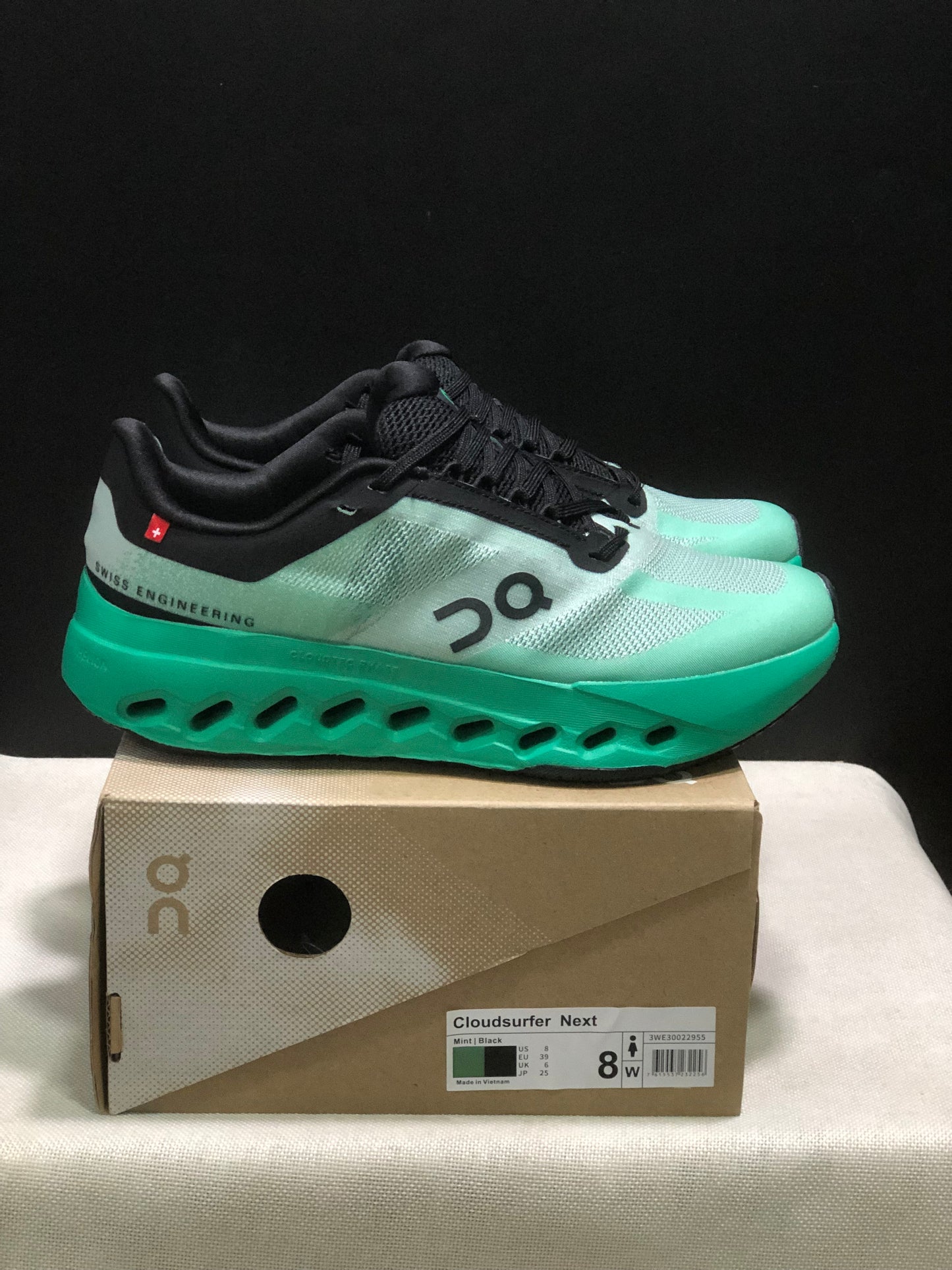 Tênis On Running Cloudsurfer Next