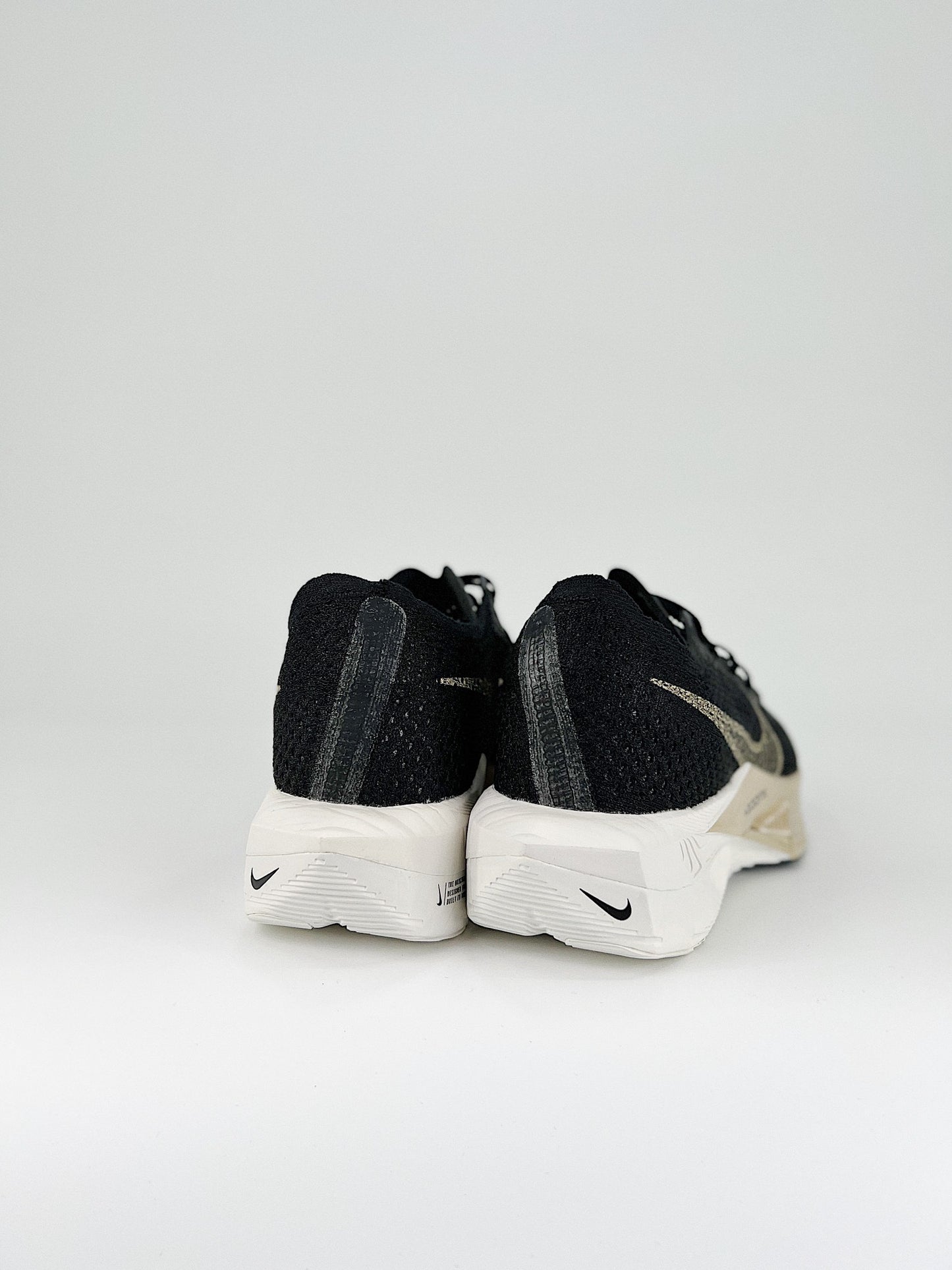 Tênis Nike Air Zoom X Vaporfly 3