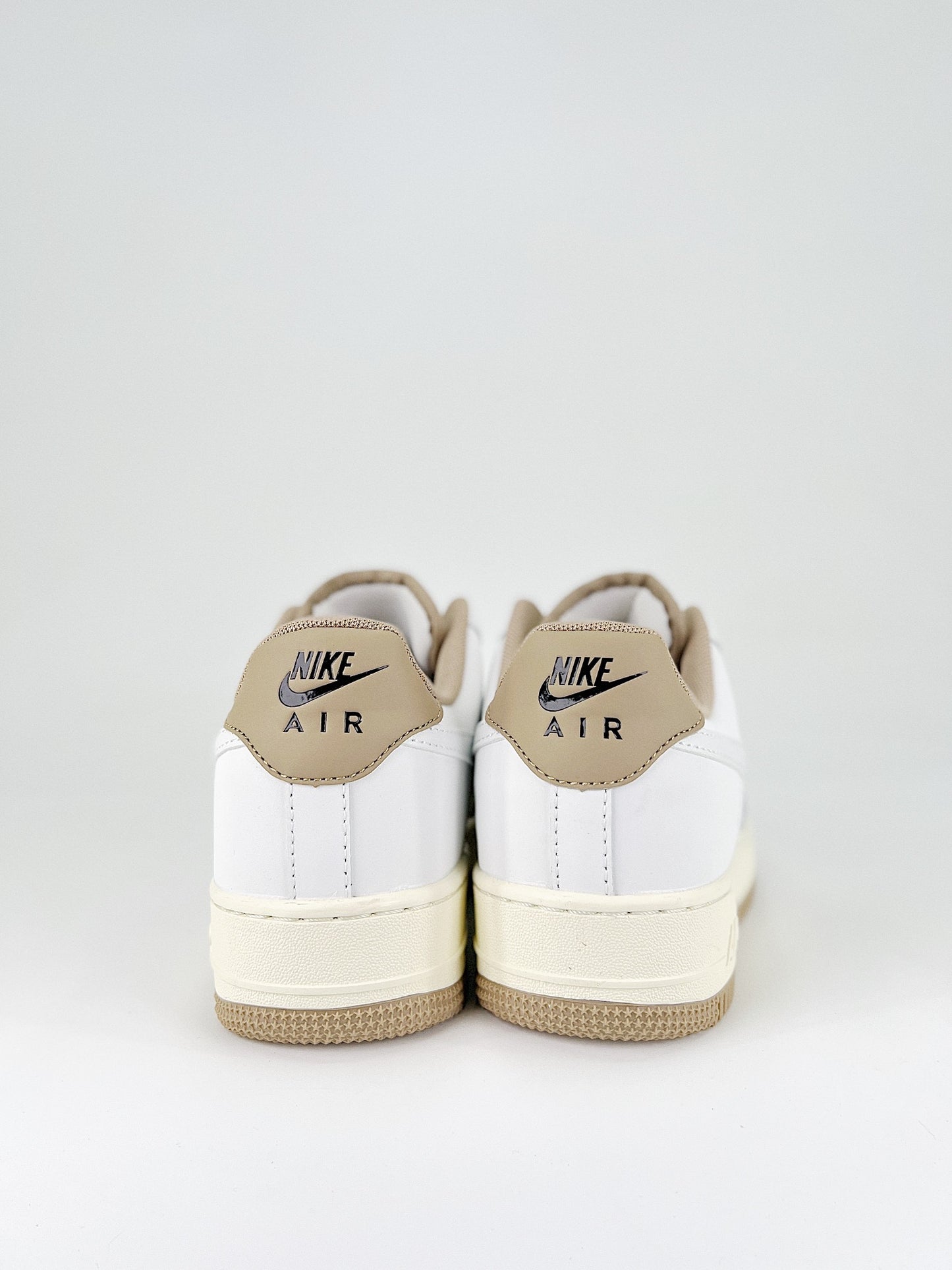 Nike Air Force 1 Low 07 LV8 Summit White Khaki