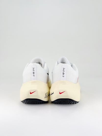 Tênis Nike Zoom Fly 5