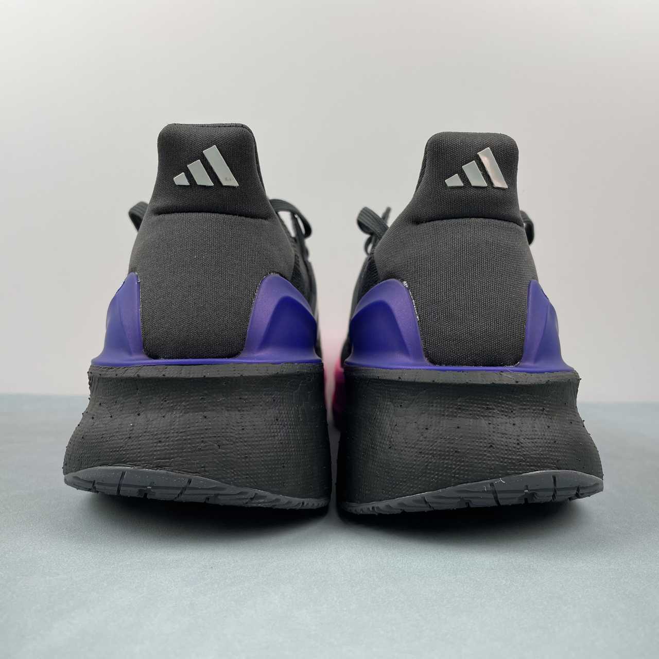 Tênis Adidas Ultraboost 5