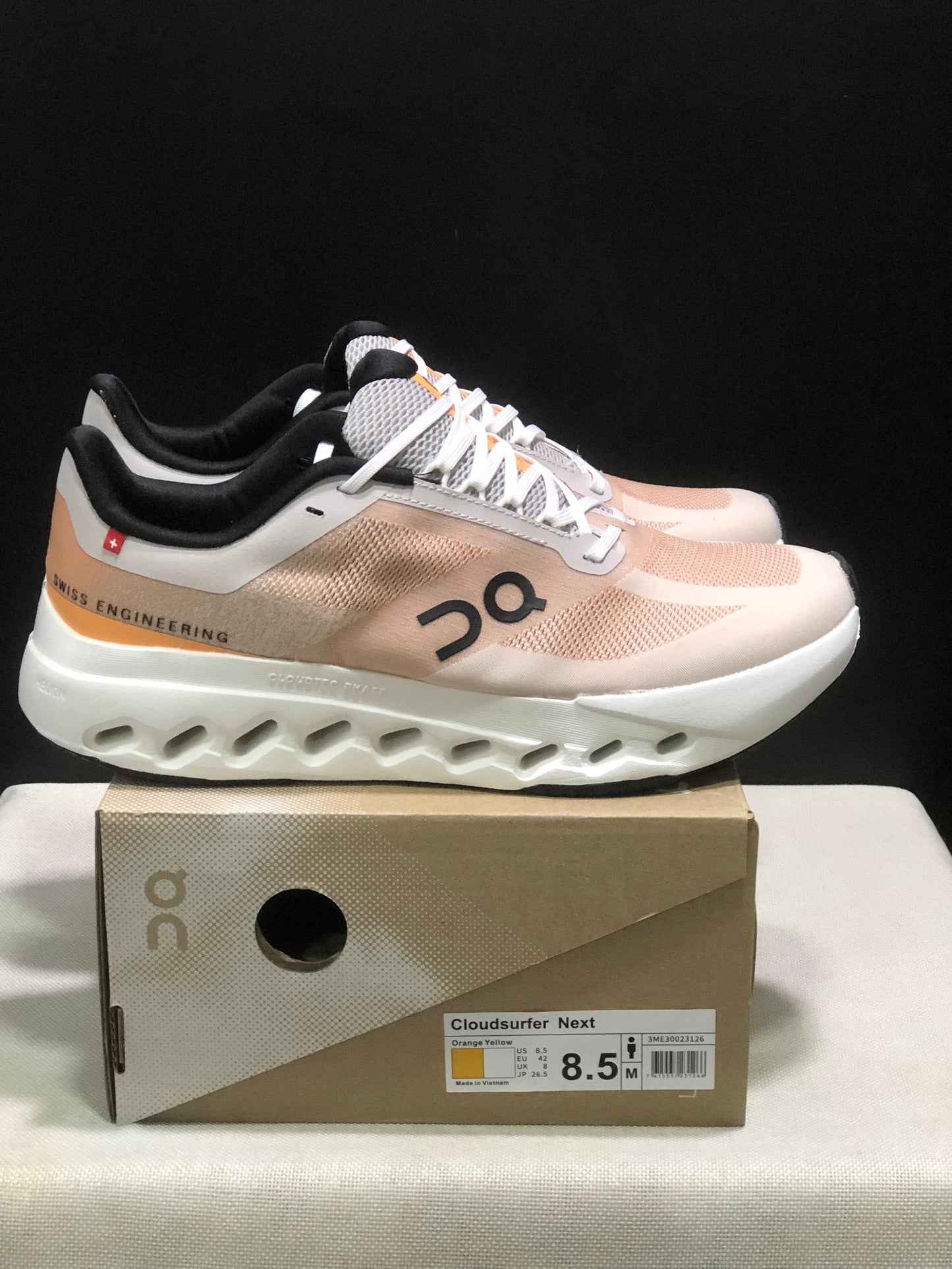 Tênis On Running Cloudsurfer Next