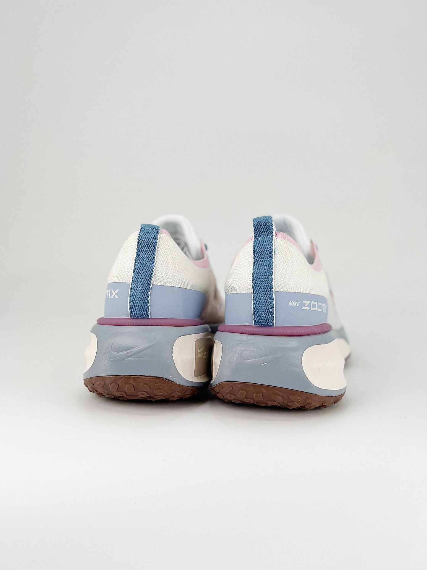 Tênis Nike Invincible 3