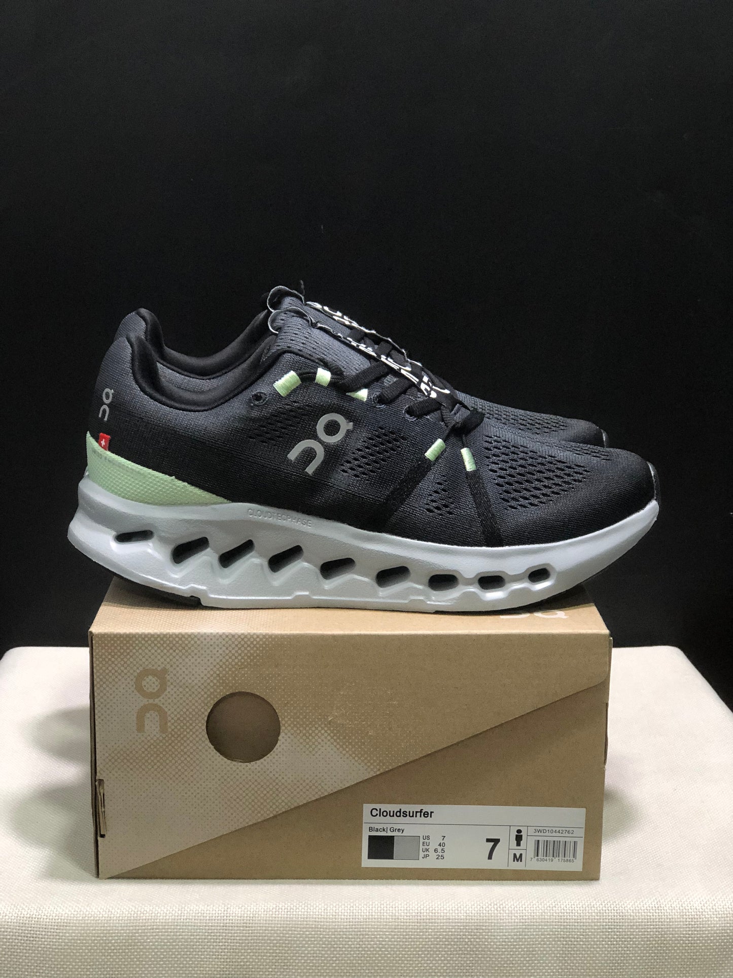 Tênis On Running Cloudsurfer