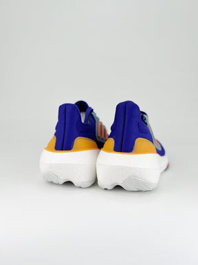 Tênis Adidas UltraBoost Light 23
