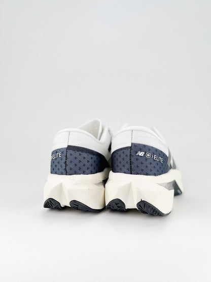 Tênis New Balance Fuelcell Supercomp Elite V4