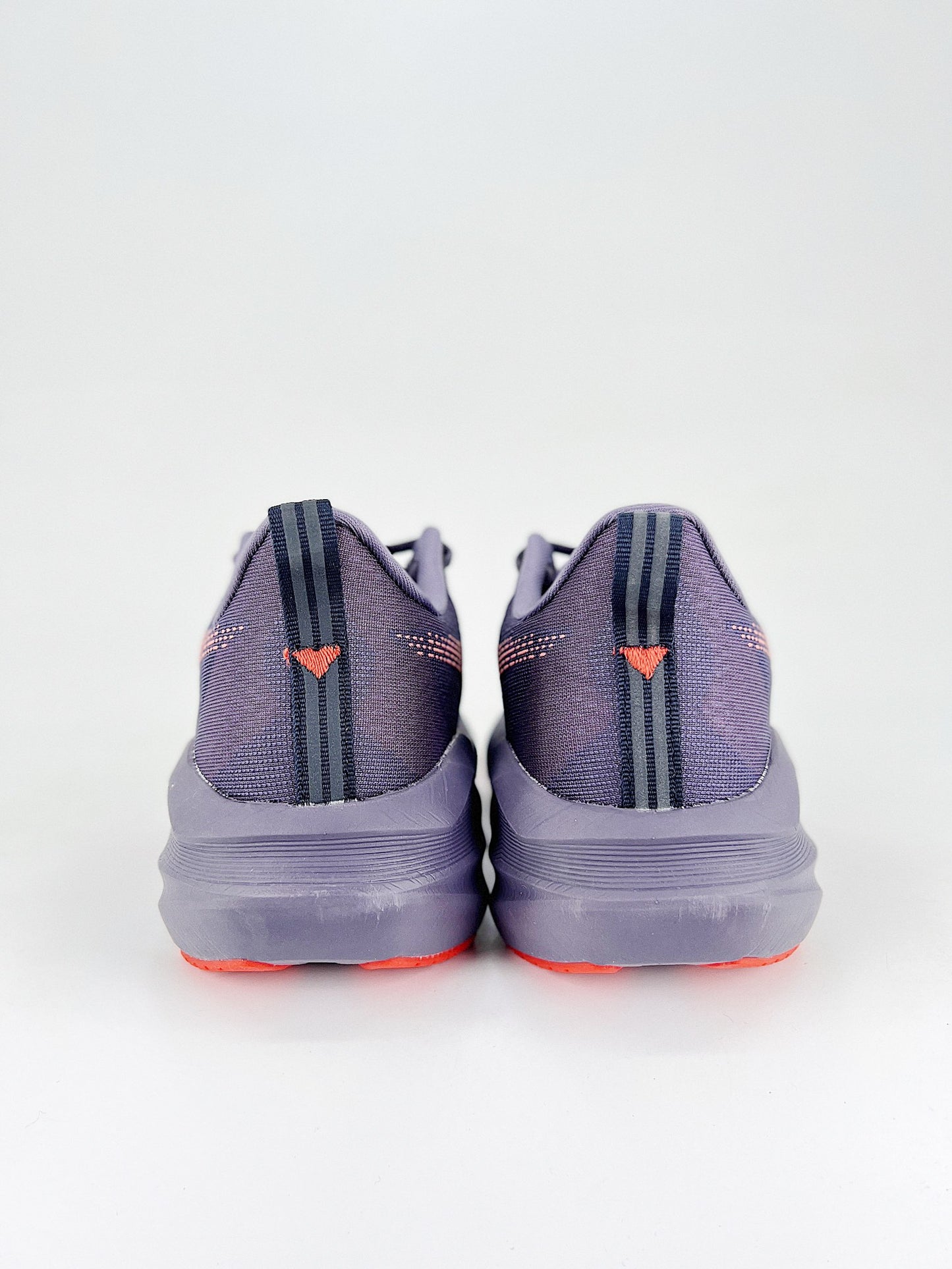 Tênis Asics Novablast 5