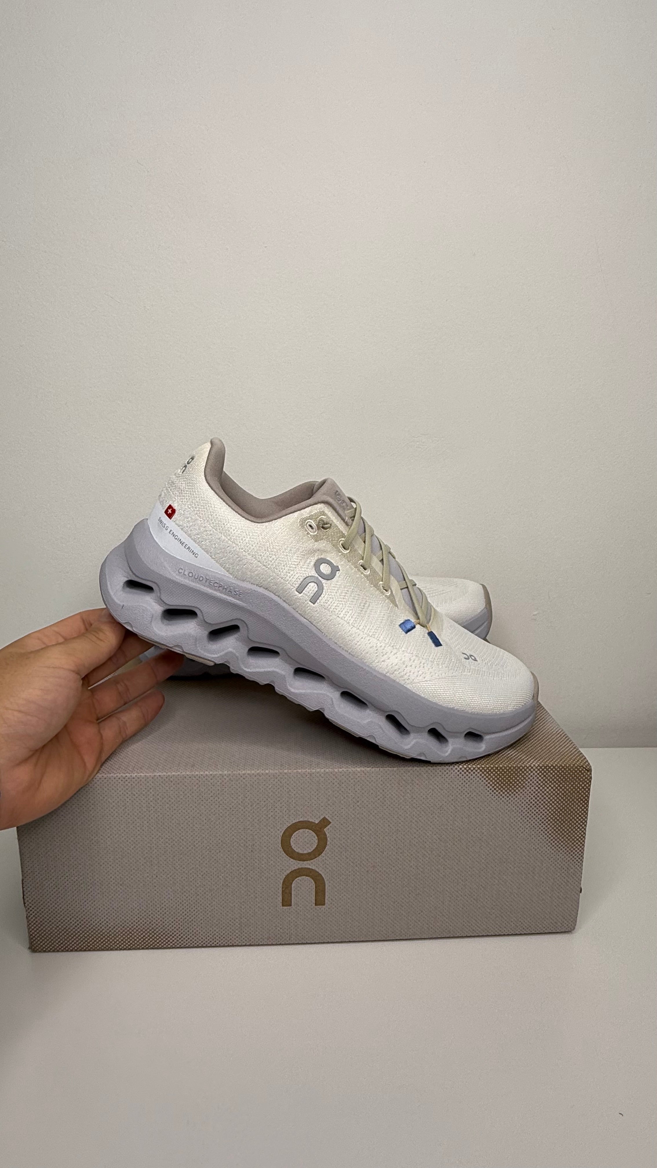 On Running Cloudtilt Sand Lavender - PRONTA ENTREGA