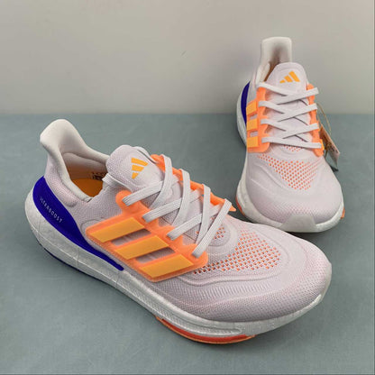 Tênis Adidas UltraBoost Light 23