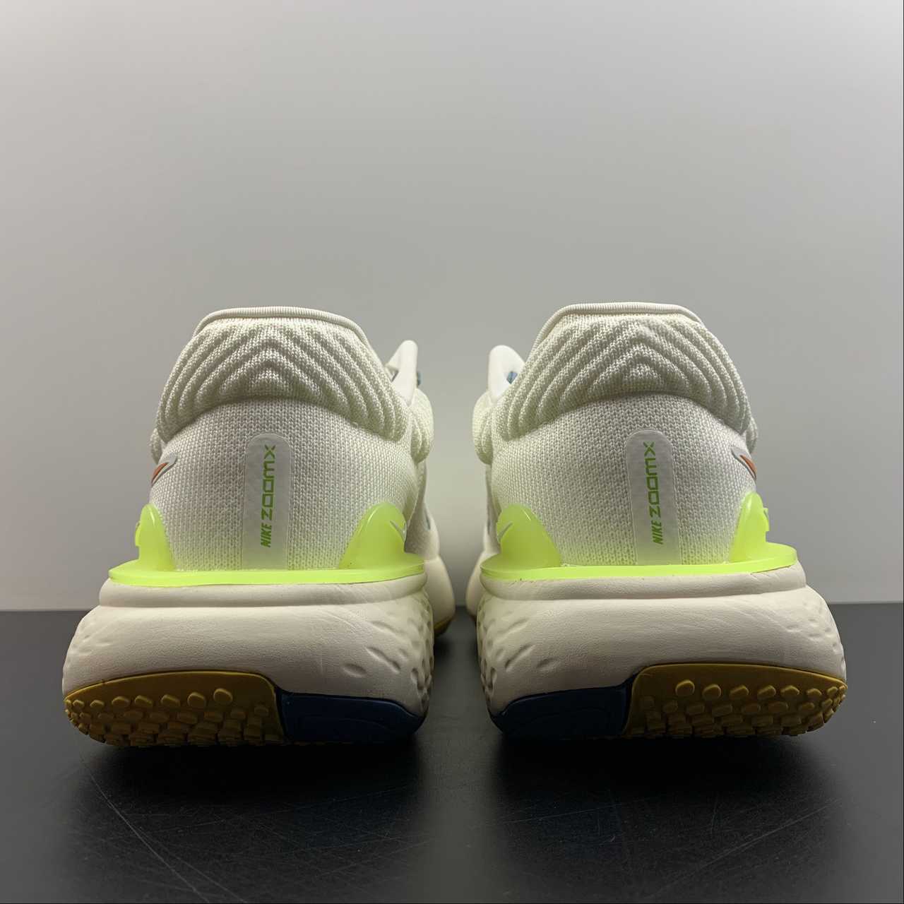 Tênis Nike ZoomX Invincible Run Flyknit 2