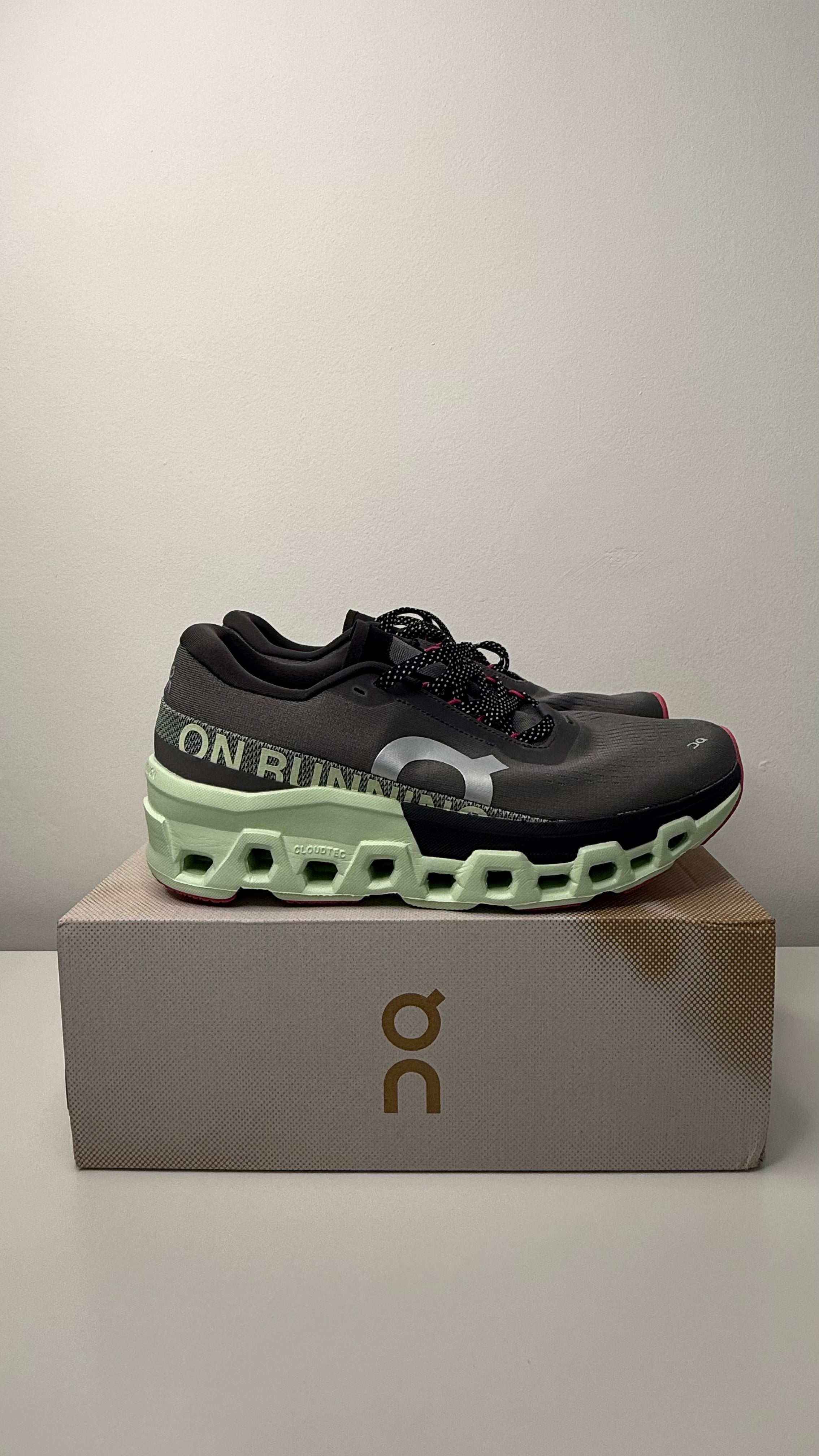 On Running Cloudmonster 2 Asphalt Lima - PRONTA ENTREGA