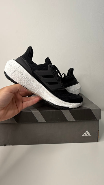 Tênis Adidas UltraBoost Light 23 - PRONTA ENTREGA