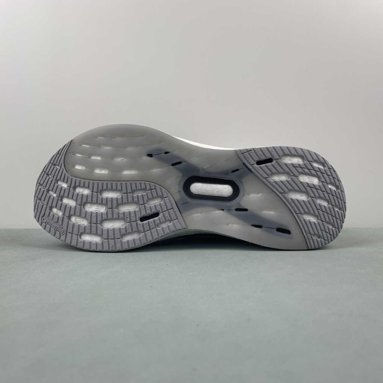 Tênis Adidas Ultraboost 5x